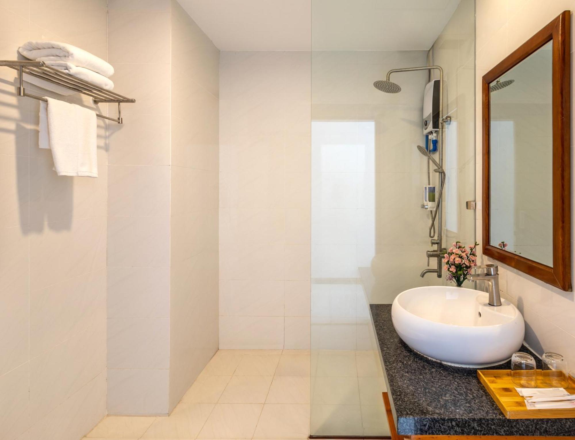 Amon Hotel Phu Quoc Exterior photo